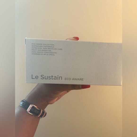 NWT Le Specs metagalactic rectangle sunglasses in purple - Picture 6 of 9